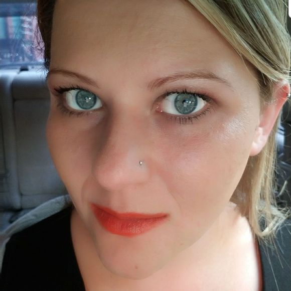 Meet your Posher, Aleksandra - Picture 1 of 1